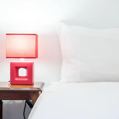 Guestready - Light A Way